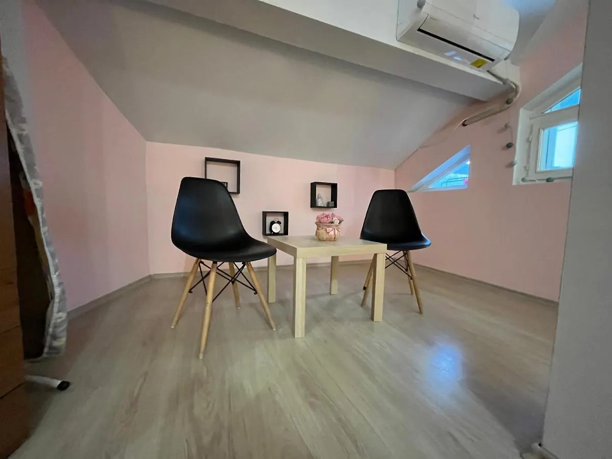 Apartment Happy Holiday Lazur Burgas Bulgaria