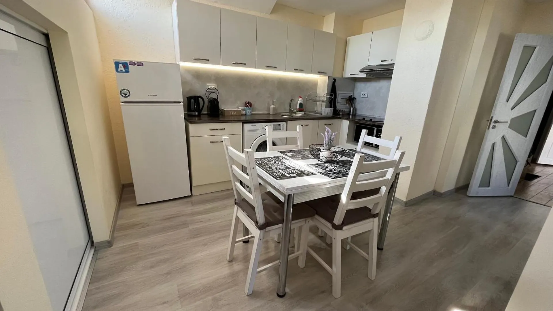 Apartment Happy Holiday Lazur Burgas